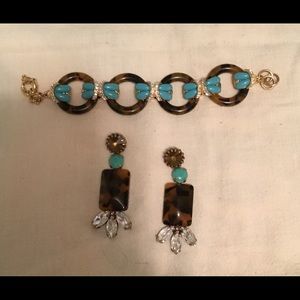 Bracelet and earrings